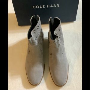 Cole Haan Jayne Bootie Suede Size 9B